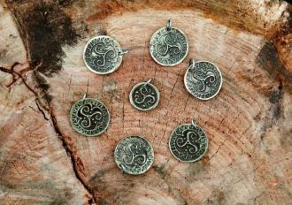 sperkycelticpendants1m.jpg